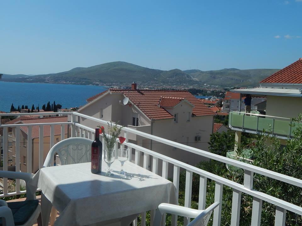Apartment Arleta Trogir Exterior foto