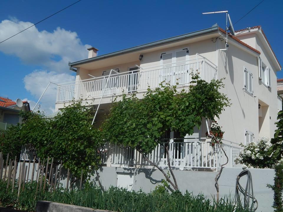 Apartment Arleta Trogir Exterior foto
